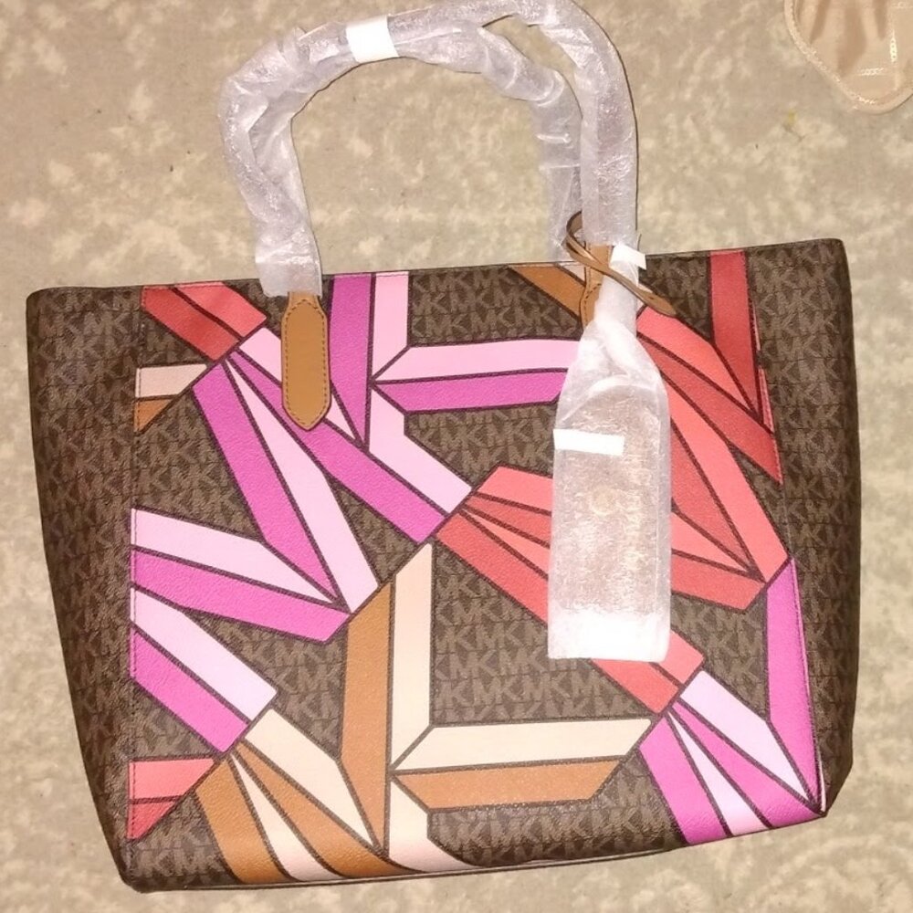 Michael Kors Sinclair Logo Large Tote